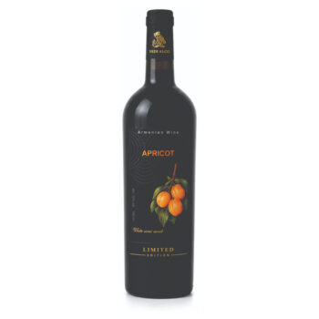 Vin d'abricot "Vedi" Demi-doux